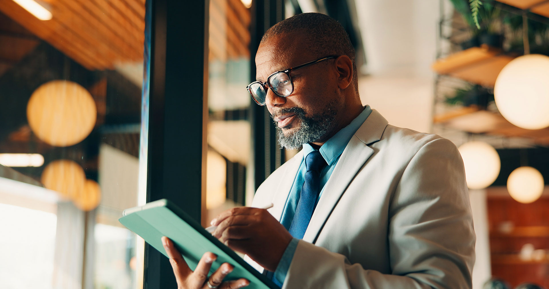 Unlock Cash Without Selling Your Investments: The Shared Secured Loan Advantage